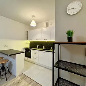 Apartament K22 Komputerowa 7 Chopin Airport, Warszawa